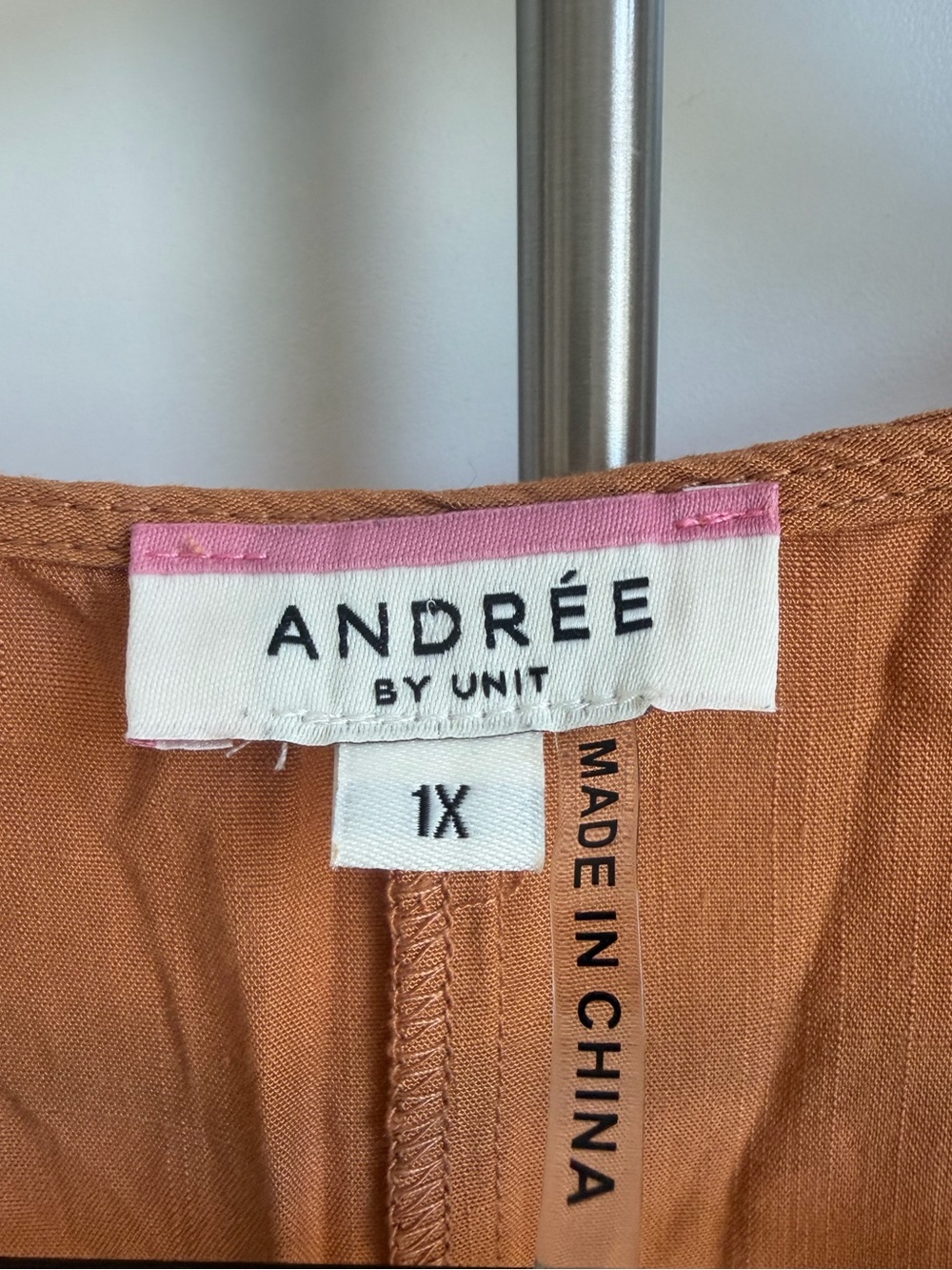 Andrée by Unit 1X Rust Dolman Sleeve Boho Rayon Blouse Relaxed V-Neck Top - Picture 5 of 11
